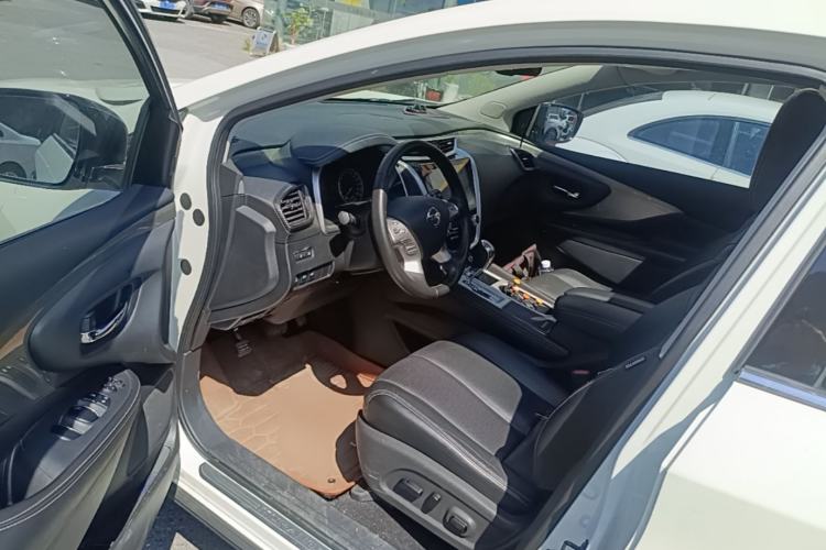 Used Nissan Murano 2021 2.5L XL Two-Wheel Drive Smart Connect Luxury Edition Driver Seat