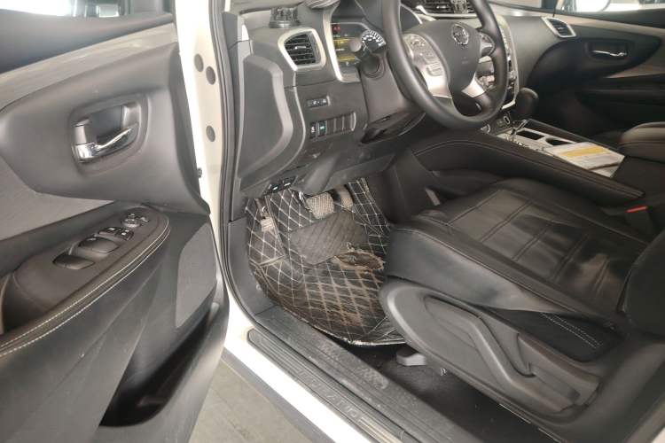 Used Nissan Murano 2021 2.5L XE Two-Wheel Drive Elite Edition Driver Seat