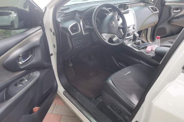 Used Nissan Murano 2021 2.5L XL Two-Wheel Drive Smart Connect Luxury Edition Driver Seat