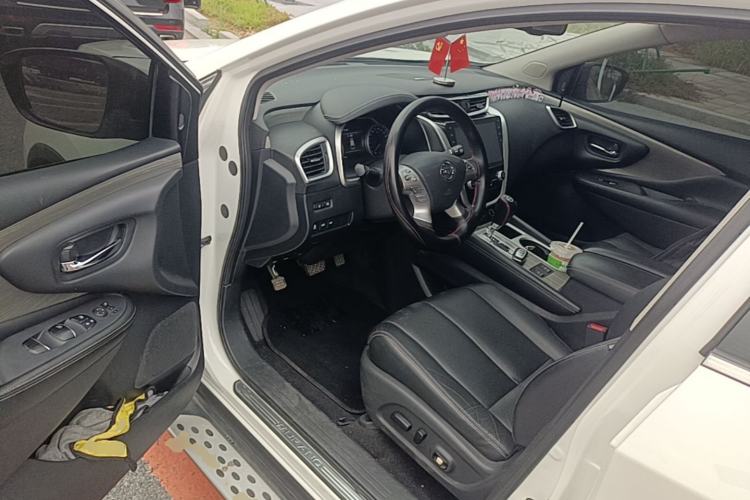 Used Nissan Murano 2021 2.5L XL Two-Wheel Drive Smart Connect Luxury Edition Driver Seat