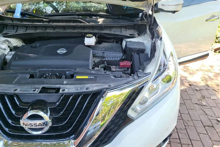 Used Nissan Murano 2021 2.5L XL Two-Wheel Drive Smart Connect Luxury Edition Engine Bay Left
