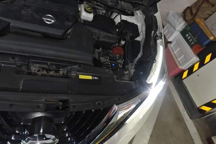 Used Nissan Murano 2021 2.5L XL Two-Wheel Drive Smart Connect Luxury Edition Engine Bay Left