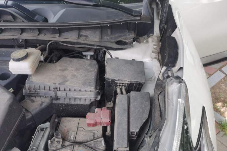 Used Nissan Murano 2021 2.5L XL Two-Wheel Drive Smart Connect Luxury Edition Engine Bay Left