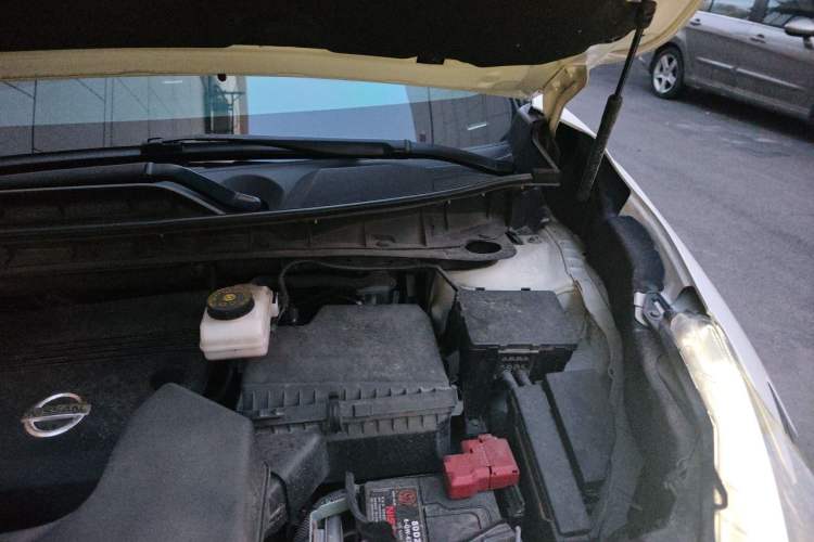 Used Nissan Murano 2021 2.5L XL Two-Wheel Drive Smart Connect Luxury Edition Engine Bay Left