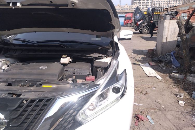 Used Nissan Murano 2021 2.5L XL Two-Wheel Drive Smart Connect Luxury Edition Engine Bay Left