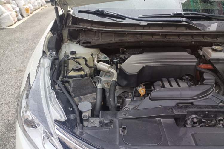 Used Nissan Murano 2021 2.5 S/C HEV XE Four-Wheel Drive Hybrid SmartConnect Prestige Edition Engine Bay Right