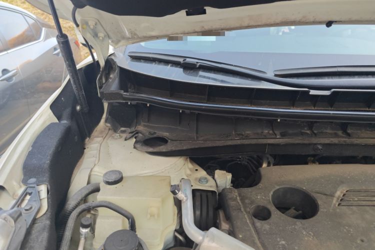 Used Nissan Murano 2021 2.5L XE Two-Wheel Drive Elite Edition Engine Bay Right