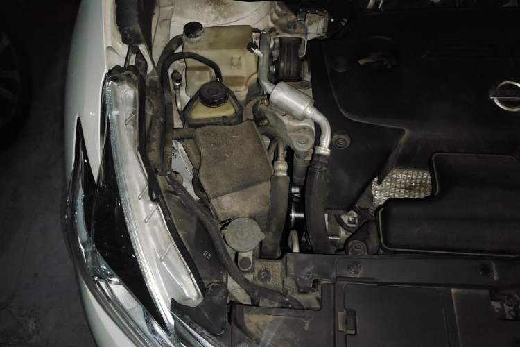 Used Nissan Murano 2021 2.5L XL Two-Wheel Drive Smart Connect Luxury Edition Engine Bay Right