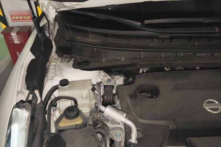 Used Nissan Murano 2021 2.5L XE Two-Wheel Drive Elite Edition Engine Bay Right