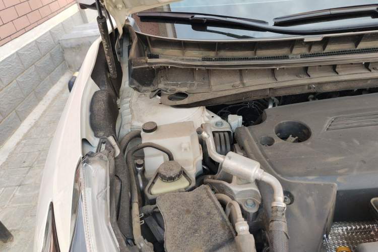 Used Nissan Murano 2021 2.5L XL Two-Wheel Drive Smart Connect Luxury Edition Engine Bay Right