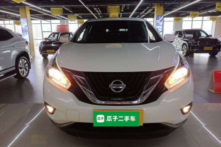 Used Nissan Murano 2021 2.5L XE Two-Wheel Drive Elite Edition Exterior 1