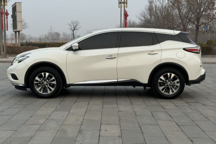Used Nissan Murano 2021 2.5L XL Two-Wheel Drive Smart Connect Luxury Edition Exterior 1
