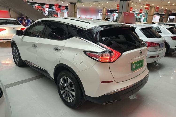 Used Nissan Murano 2021 2.5L XE Two-Wheel Drive Elite Edition Exterior 2