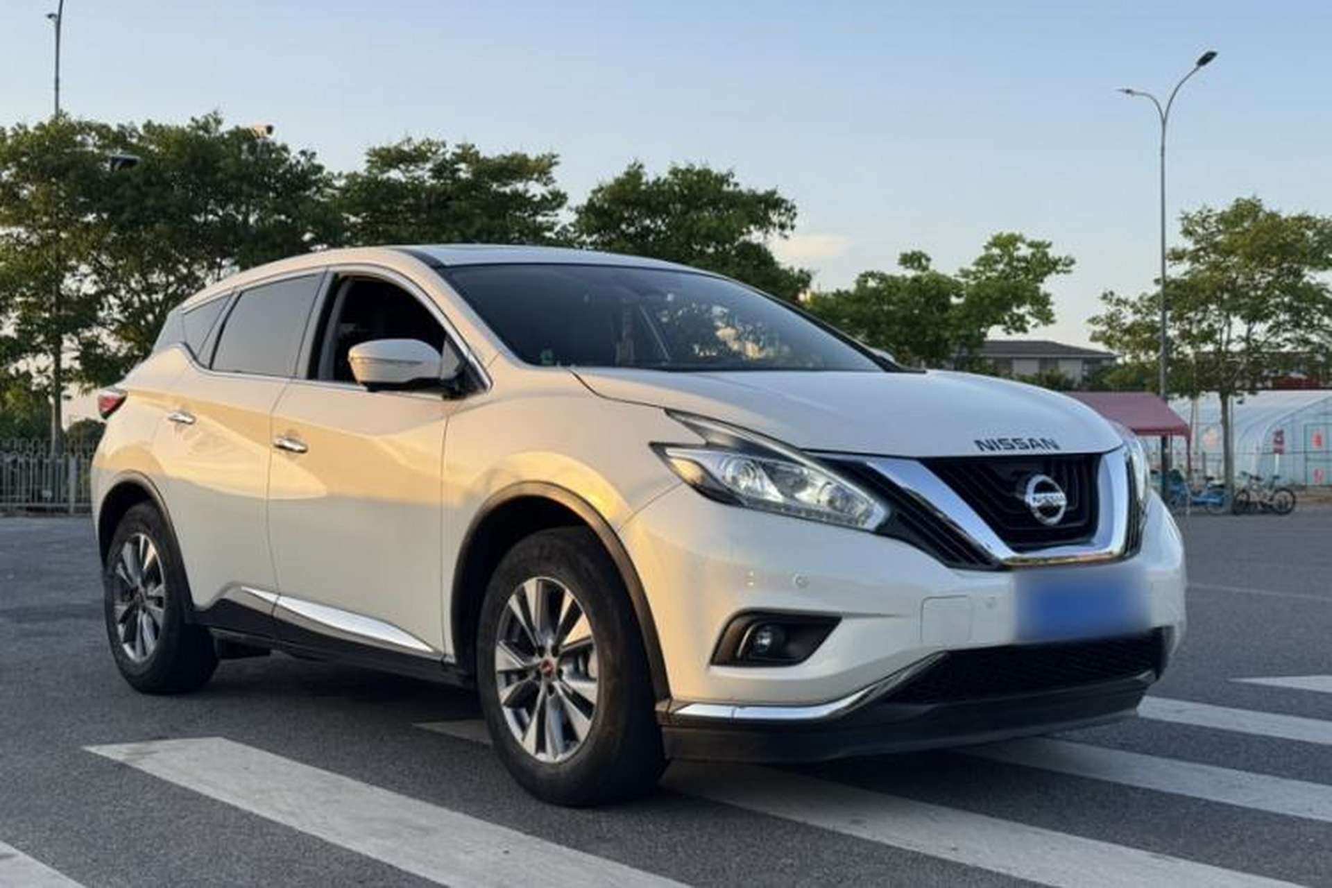 Used Nissan Murano 2021 2.5L XL Two-Wheel Drive Smart Connect Luxury Edition Exterior 2