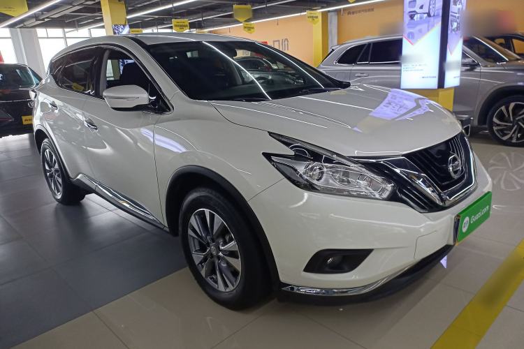 Used Nissan Murano 2021 2.5L XE Two-Wheel Drive Elite Edition Exterior 2