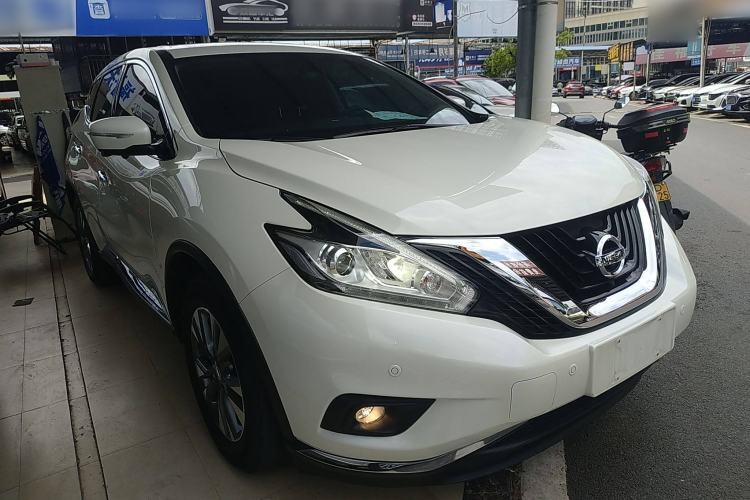 Used Nissan Murano 2021 2.5L XL Two-Wheel Drive Smart Connect Luxury Edition Exterior 2