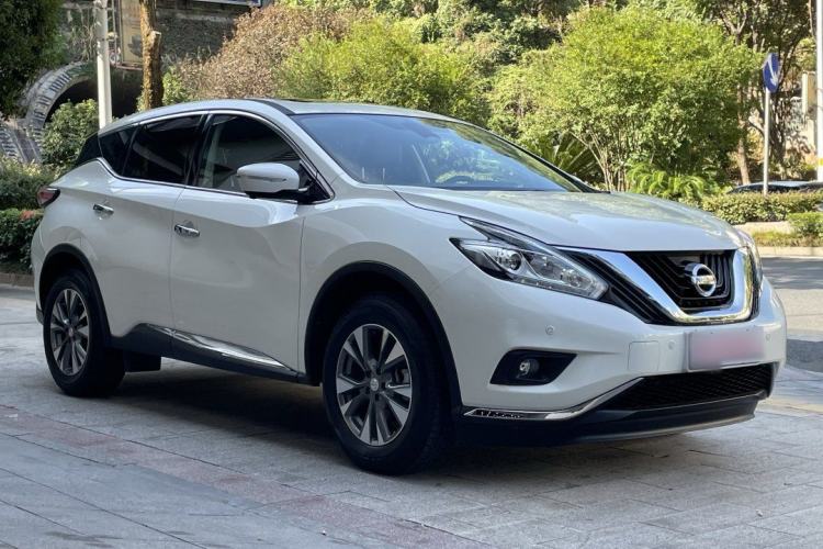 Used Nissan Murano 2021 2.5L XL Two-Wheel Drive Smart Connect Luxury Edition Exterior 2
