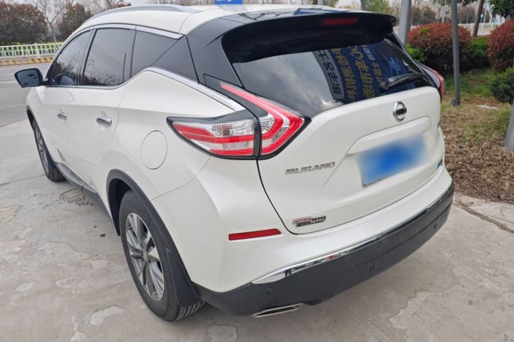 Used Nissan Murano 2021 2.5L XL Two-Wheel Drive Smart Connect Luxury Edition Exterior 2