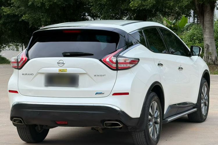Used Nissan Murano 2021 2.5L XE Two-Wheel Drive Elite Edition Exterior 3