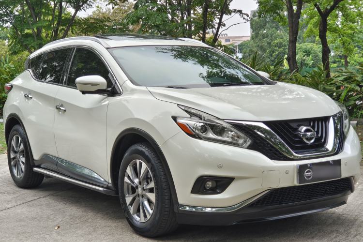 Used Nissan Murano 2021 2.5L XL Two-Wheel Drive Smart Connect Luxury Edition Exterior 3