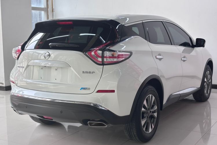 Used Nissan Murano 2021 2.5L XL Two-Wheel Drive Smart Connect Luxury Edition Exterior 3
