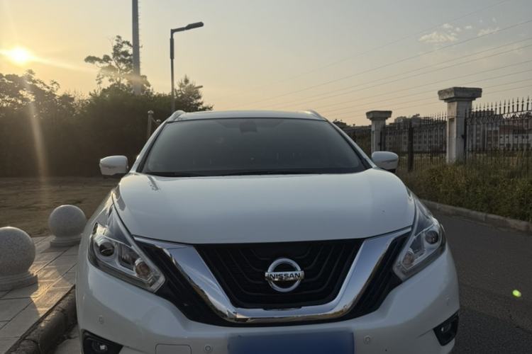 Used Nissan Murano 2021 2.5L XL Two-Wheel Drive Smart Connect Luxury Edition Exterior 3