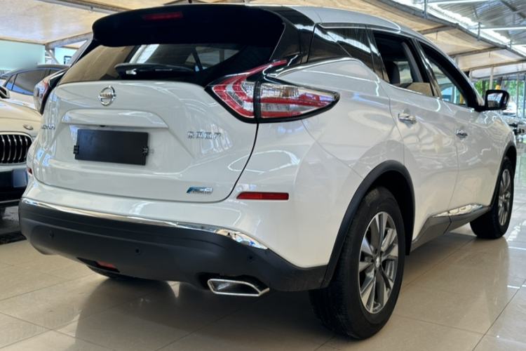 Used Nissan Murano 2021 2.5L XL Two-Wheel Drive Smart Connect Luxury Edition Exterior 3