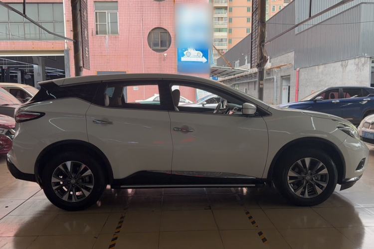 Used Nissan Murano 2021 2.5L XE Two-Wheel Drive Elite Edition Exterior 4
