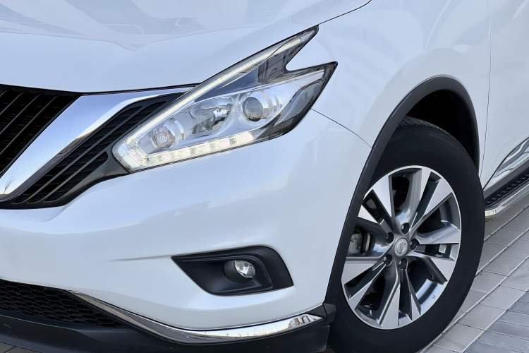 Used Nissan Murano 2021 2.5L XE Two-Wheel Drive Elite Edition Exterior 4