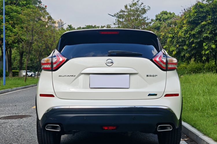 Used Nissan Murano 2021 2.5L XL Two-Wheel Drive Smart Connect Luxury Edition Exterior 4