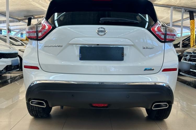 Used Nissan Murano 2021 2.5L XL Two-Wheel Drive Smart Connect Luxury Edition Exterior 4