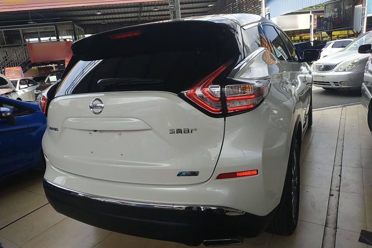 Used Nissan Murano 2021 2.5L XL Two-Wheel Drive Smart Connect Luxury Edition Exterior 4