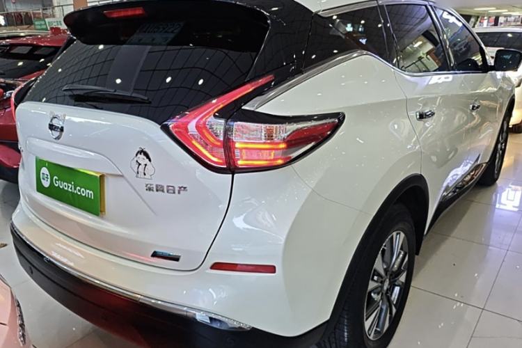 Used Nissan Murano 2021 2.5L XL Two-Wheel Drive Smart Connect Luxury Edition Exterior 4