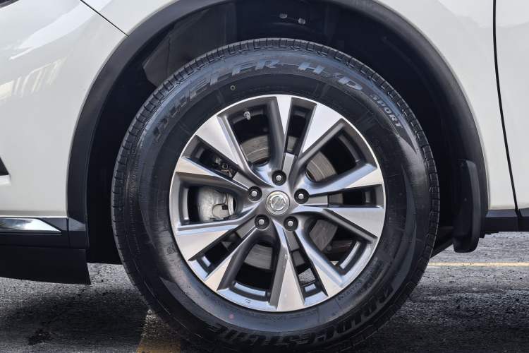 Used Nissan Murano 2021 2.5L XL Two-Wheel Drive Smart Connect Luxury Edition Exterior 4