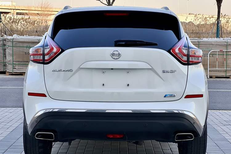 Used Nissan Murano 2021 2.5L XE Two-Wheel Drive Elite Edition Exterior 5