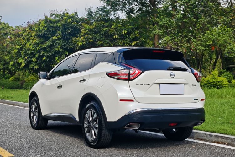 Used Nissan Murano 2021 2.5L XL Two-Wheel Drive Smart Connect Luxury Edition Exterior 5