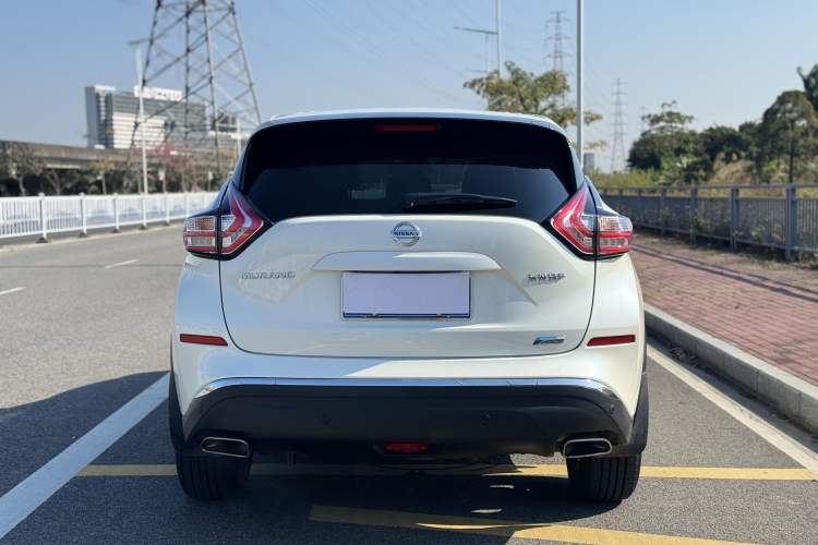 Used Nissan Murano 2021 2.5L XL Two-Wheel Drive Smart Connect Luxury Edition Exterior 5