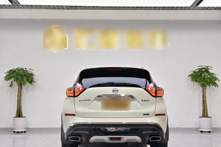 Used Nissan Murano 2021 2.5L XE Two-Wheel Drive Elite Edition Exterior 5