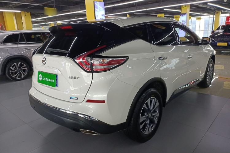 Used Nissan Murano 2021 2.5L XE Two-Wheel Drive Elite Edition Exterior 5