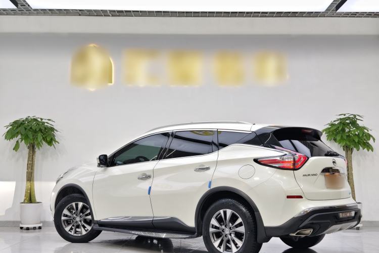 Used Nissan Murano 2021 2.5L XE Two-Wheel Drive Elite Edition Exterior 6