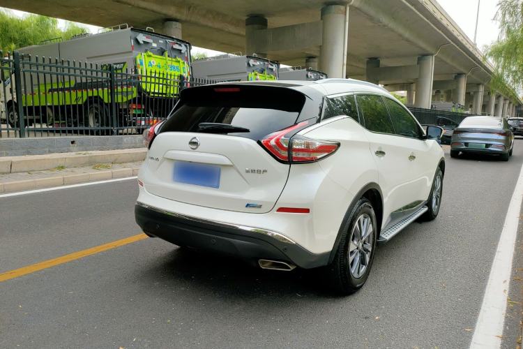 Used Nissan Murano 2021 2.5L XL Two-Wheel Drive Smart Connect Luxury Edition Exterior 6