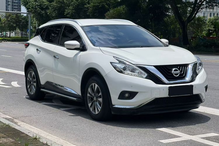 Used Nissan Murano 2021 2.5L XE Two-Wheel Drive Elite Edition Exterior 6