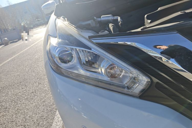 Used Nissan Murano 2021 2.5L XL Two-Wheel Drive Smart Connect Luxury Edition Exterior 6