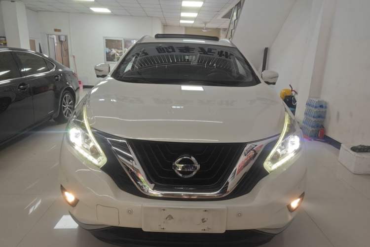 Used Nissan Murano 2021 2.5L XL Two-Wheel Drive Smart Connect Luxury Edition Front