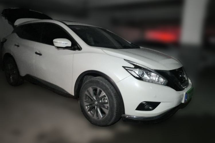 Used Nissan Murano 2021 2.5L XL Two-Wheel Drive Smart Connect Luxury Edition Front Right 45 Deg
