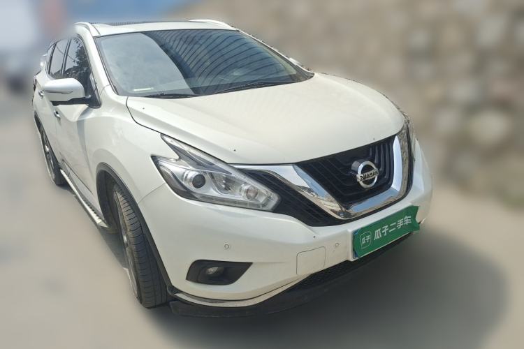 Used Nissan Murano 2021 2.5L XL Two-Wheel Drive Smart Connect Luxury Edition Front Right 45 Deg