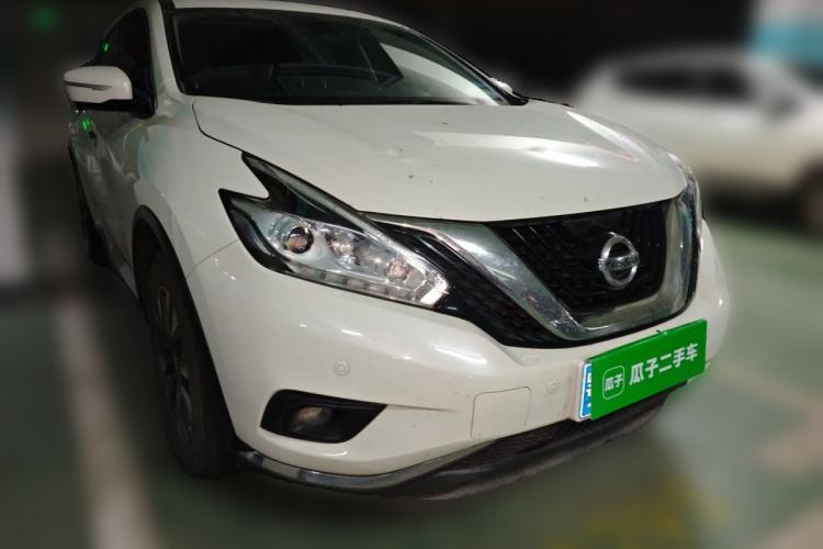 Used Nissan Murano 2021 2.5L XL Two-Wheel Drive Smart Connect Luxury Edition Front Right 45 Deg