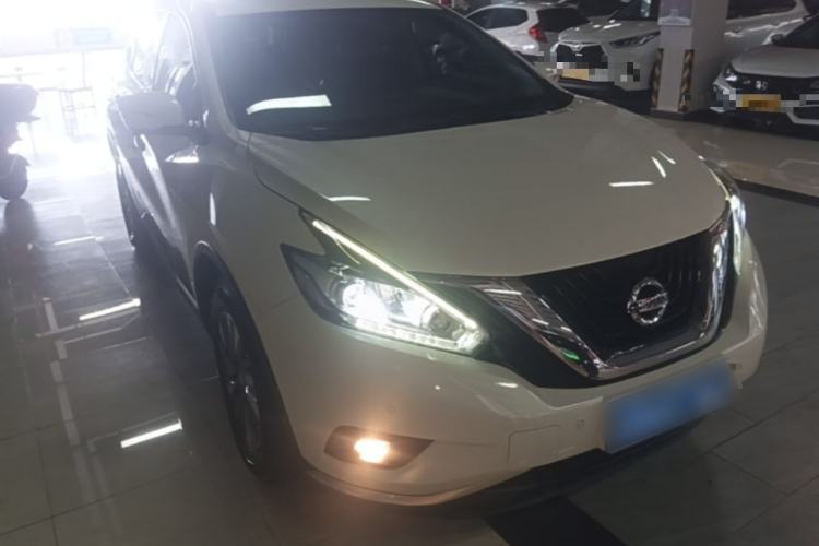 Used Nissan Murano 2021 2.5L XL Two-Wheel Drive Smart Connect Luxury Edition Front Right 45 Deg