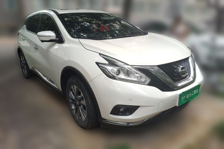 Used Nissan Murano 2021 2.5L XL Two-Wheel Drive Smart Connect Luxury Edition Front Right 45 Deg