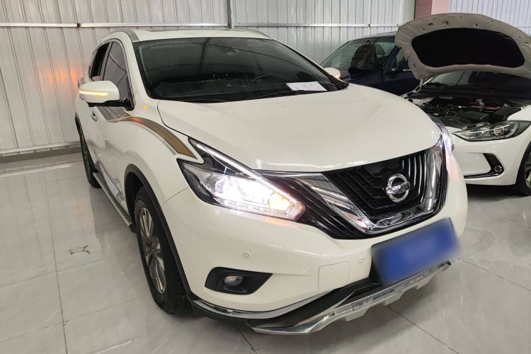 Used Nissan Murano 2021 2.5L XL Two-Wheel Drive Smart Connect Luxury Edition Front Right 45 Deg